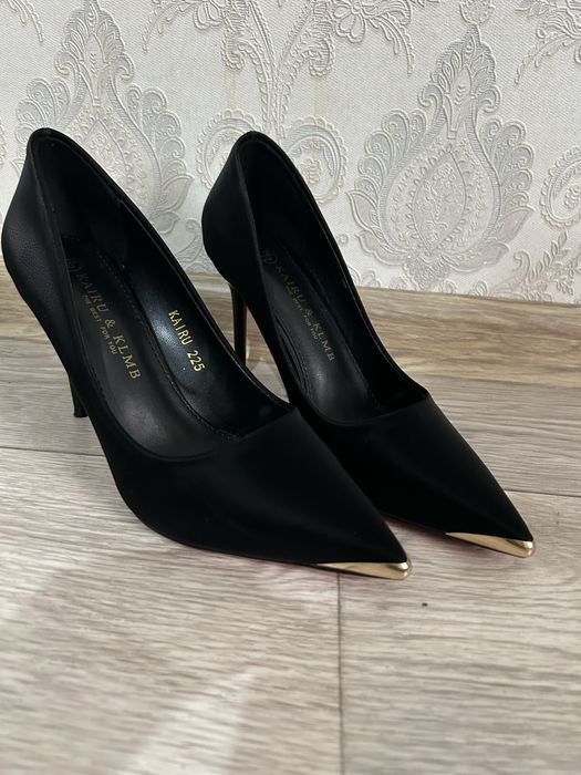 Продаю красивый каблук!