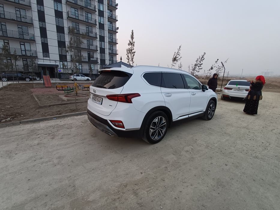 Hyundai vantage 2.5 Сотилади