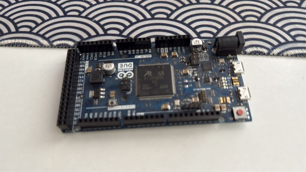 Arduino due мощнее меги