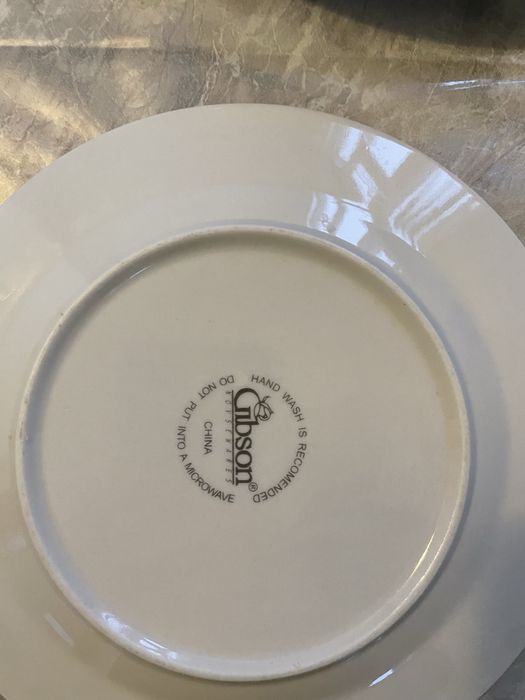 Продам тарелки.