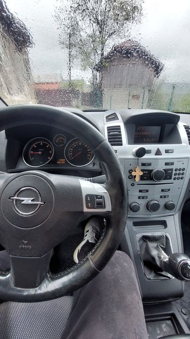 De vânzare OPEL ZAFIRA B
