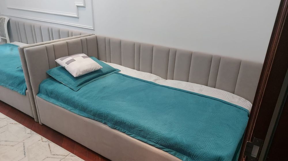 Кровать б/у в идеальном состоянии