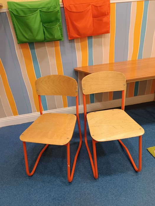 Стол и стулья, парты для дошкольников