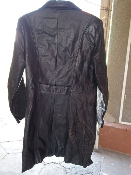 Кожаный сюртук женский