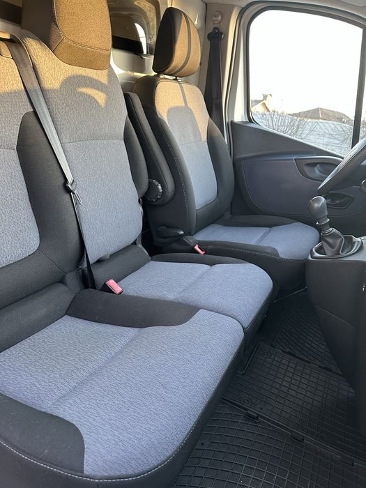 Opel Vivaro 1,6 Diesel BITurbo   Tva inclus si deductibil