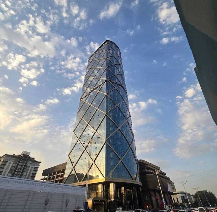 Продается не жилое помещение в центре города ЖК Piramit Tower