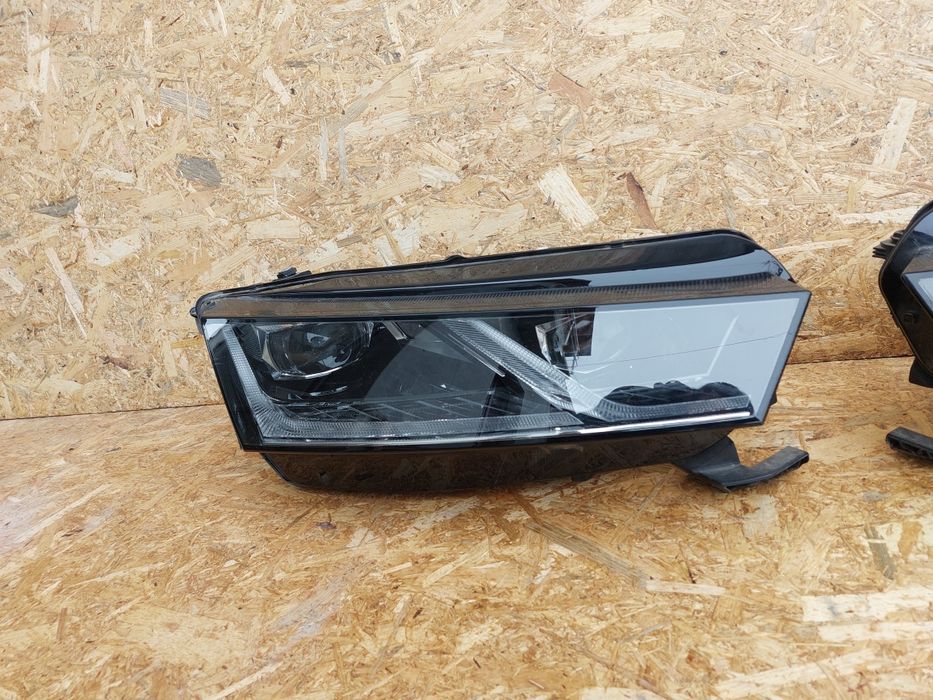 Far faruri stanga dreapta skoda octavia 4 full led crystal lighting