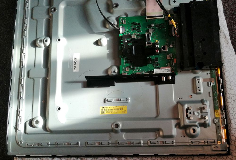 TV Samsung QE50Q60TAU ptr. piese
Model: QE50Q60TAU

Specificatii tehni