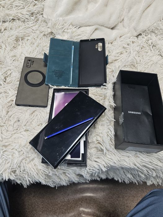 Продам Samsung note 10 plus 12/256