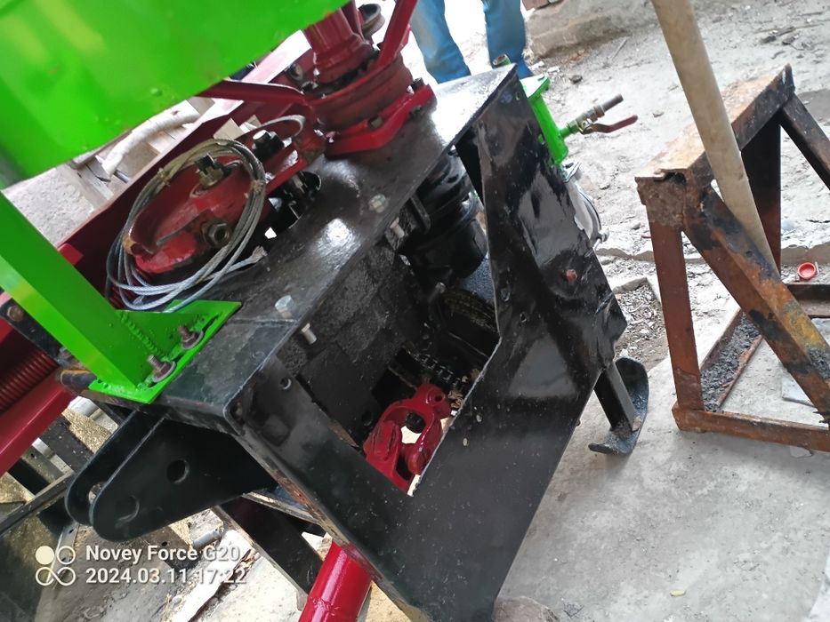 Трактор запчасти