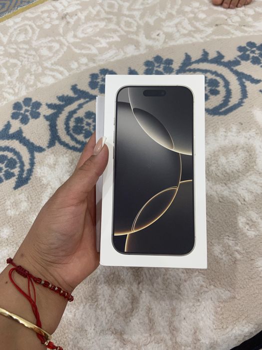iPhone 16rpo ұсталған