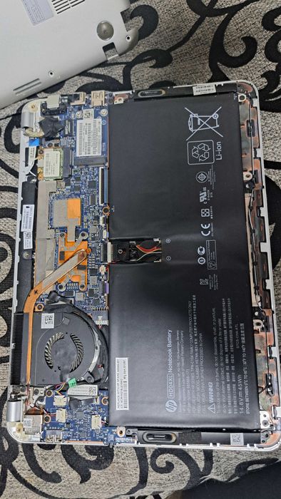 HP 13 2100ER на запчасти