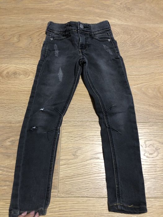 Mayoral, Guess, Okaidi, Zara