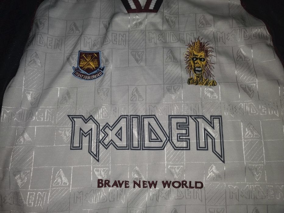Ретро футболна фланелка Iron Maiden x West Ham United (Brave New World) сезон 1999-2000г.
