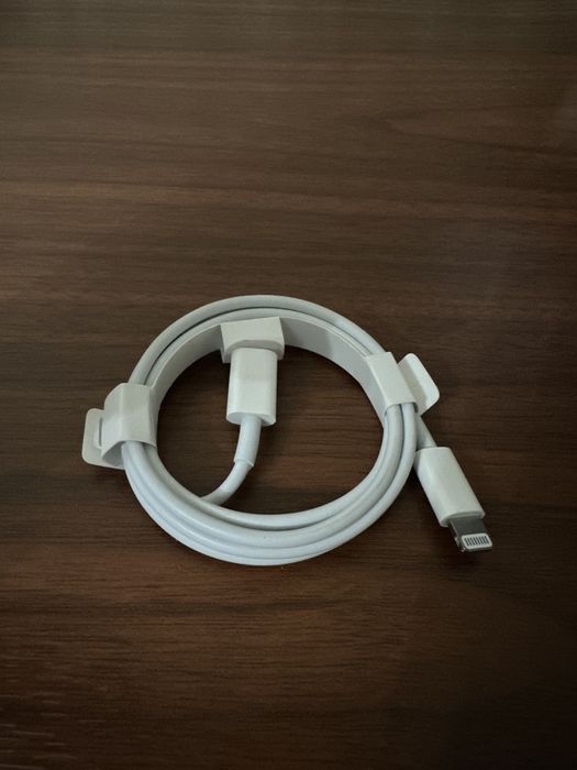 Продам новый айфон шнур оригинал!