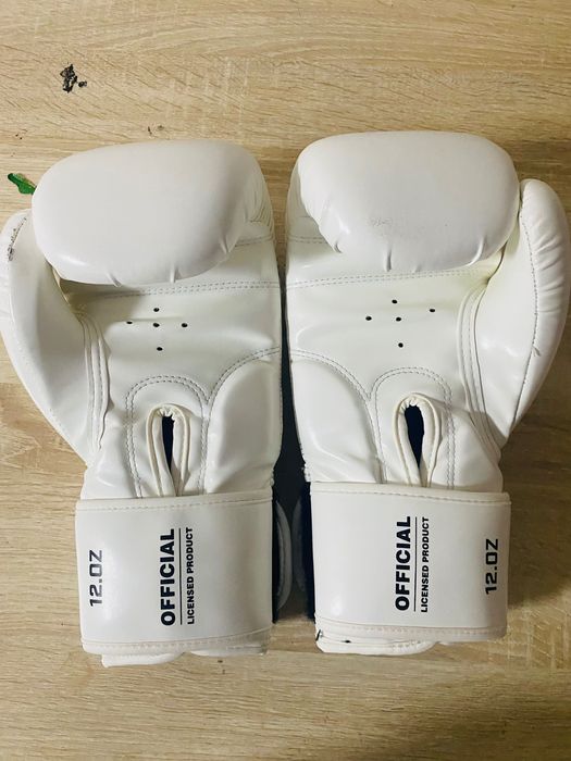 Перчатка World Boxing 12 Oz