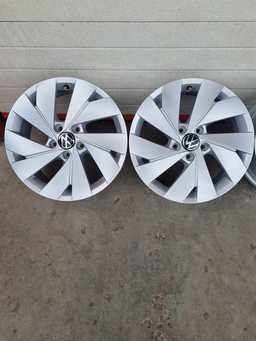 Оригинални джанти за ФОЛСВАГЕН VW SEAT SKODA R17 5x112 ET46 6.5J