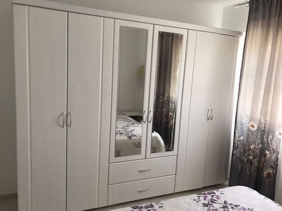Închiriez apartament două camere