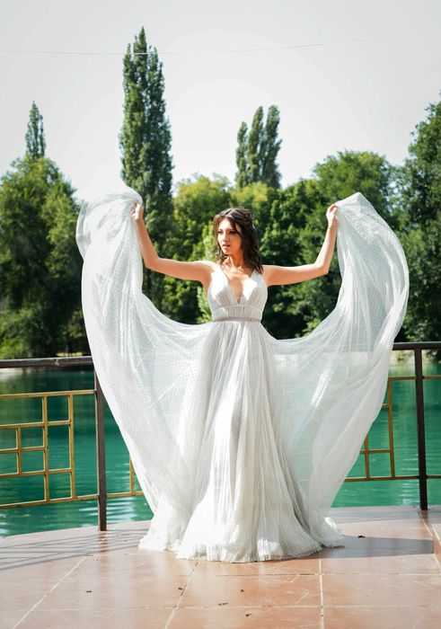 Свадебное платье, Платье белое