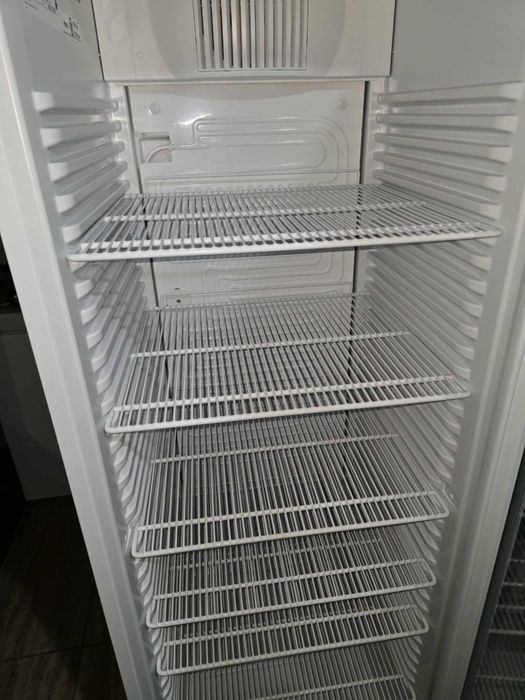 Хладилна Витрина Liebherr 4143