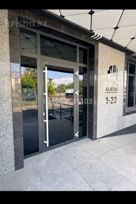 Люкс апартамент жалға беріледі.