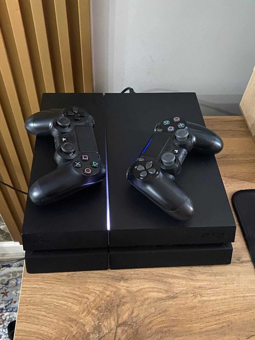 Прошитая Playstation 4 / PS4
