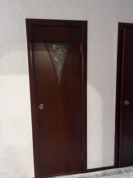Продам двери межкомнатные