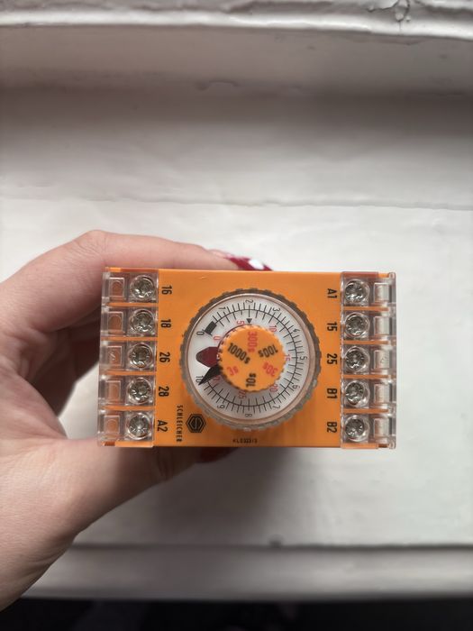 Реле времени SCHLEICHER mikrolais