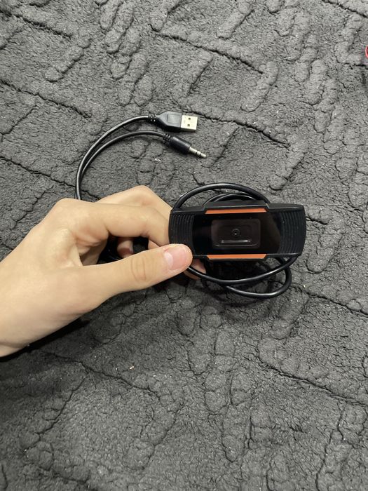 Продам мышки  2штуки