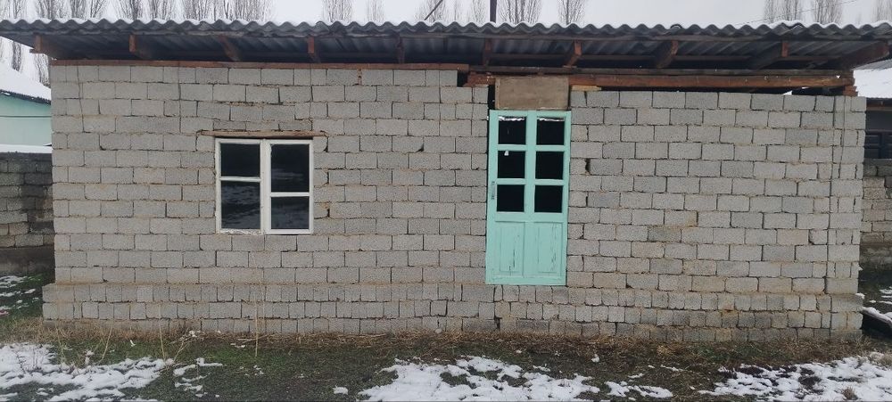 Участка сотилади,6 сотих