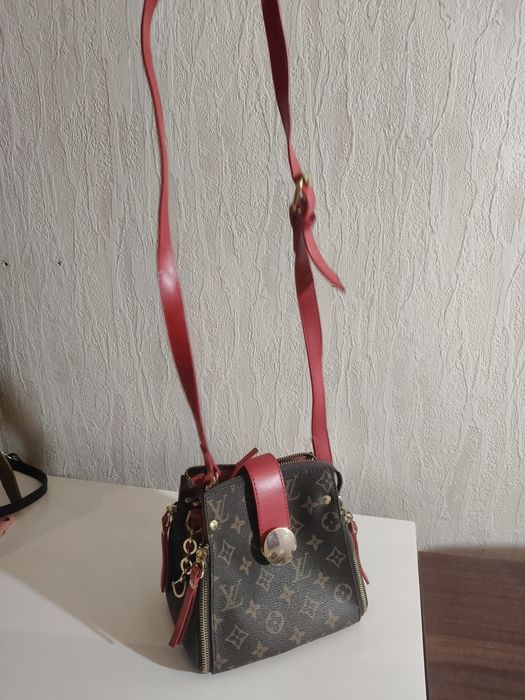 Продам сумку в хорошем состоянии