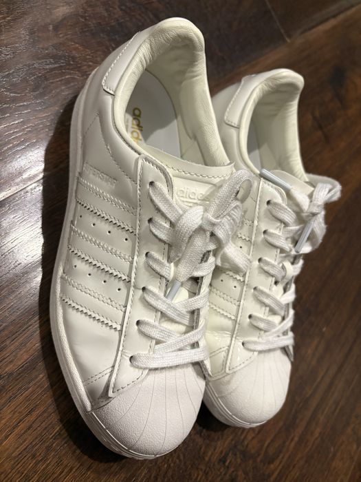 Adidas Superstar