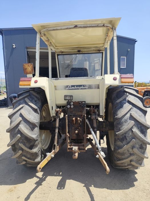 Tractor lamborghini 856