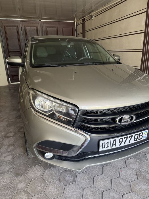 Продаётся Lada XRAY