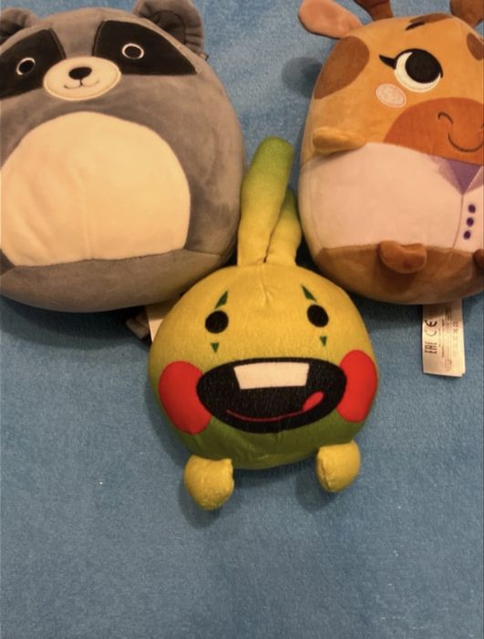 3 plusuri.