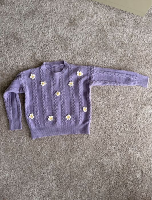 Pulover lila cu flori aplicate – mărime S/M