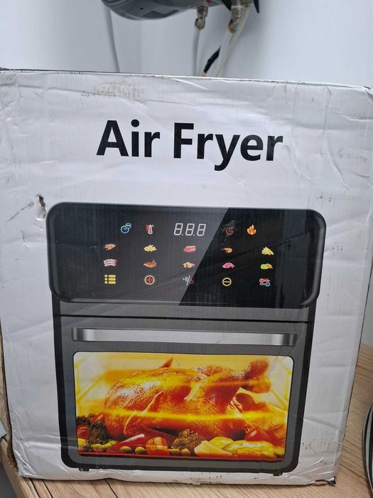 Голям еърфрайър/airfryer с дигитален дисплей