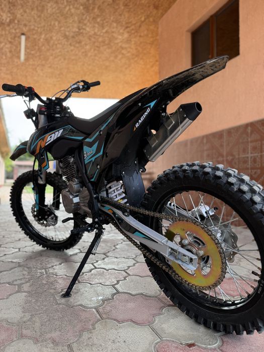 Мотоцикл эндуро