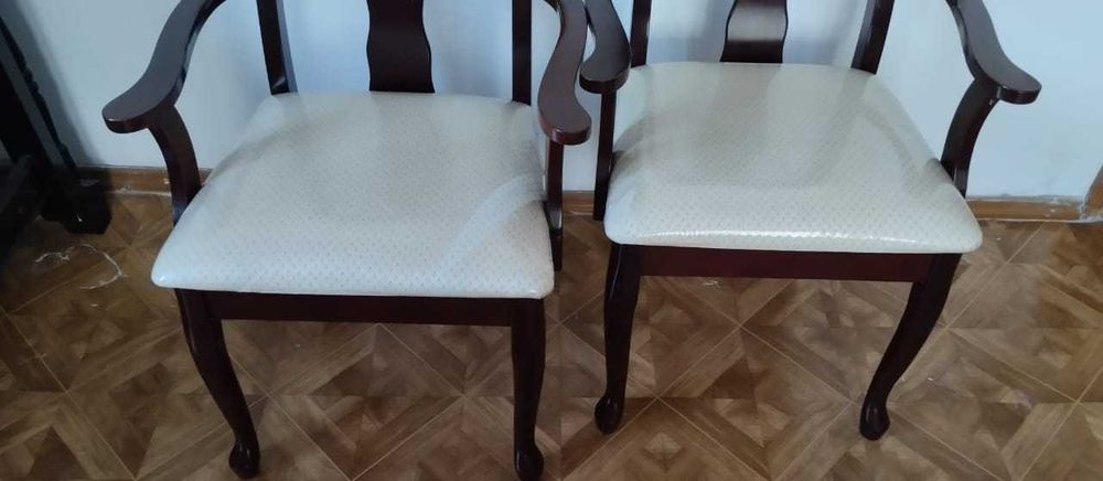 Кресло. Разные. Натуральное дерево.