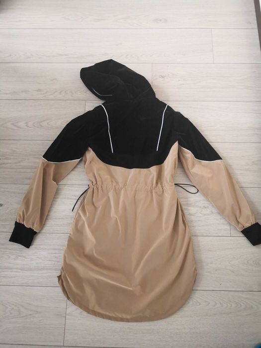 Дамска ветровка Братан