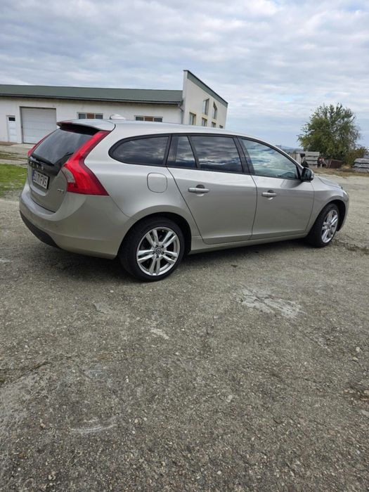 De vanzare  Volvo V60