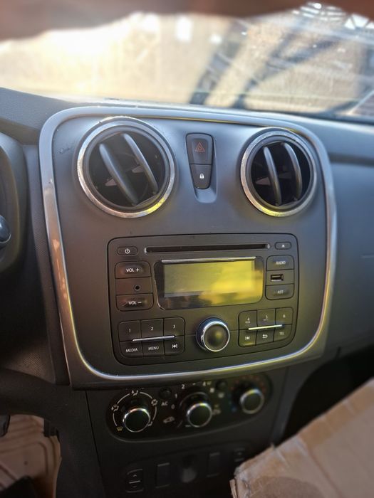 Dacia Logan MCV 1.2 бензин 75 к.с. 2014 година