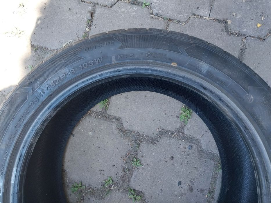 2 шины Sonix 255 45 R18. Пробег один сезон.