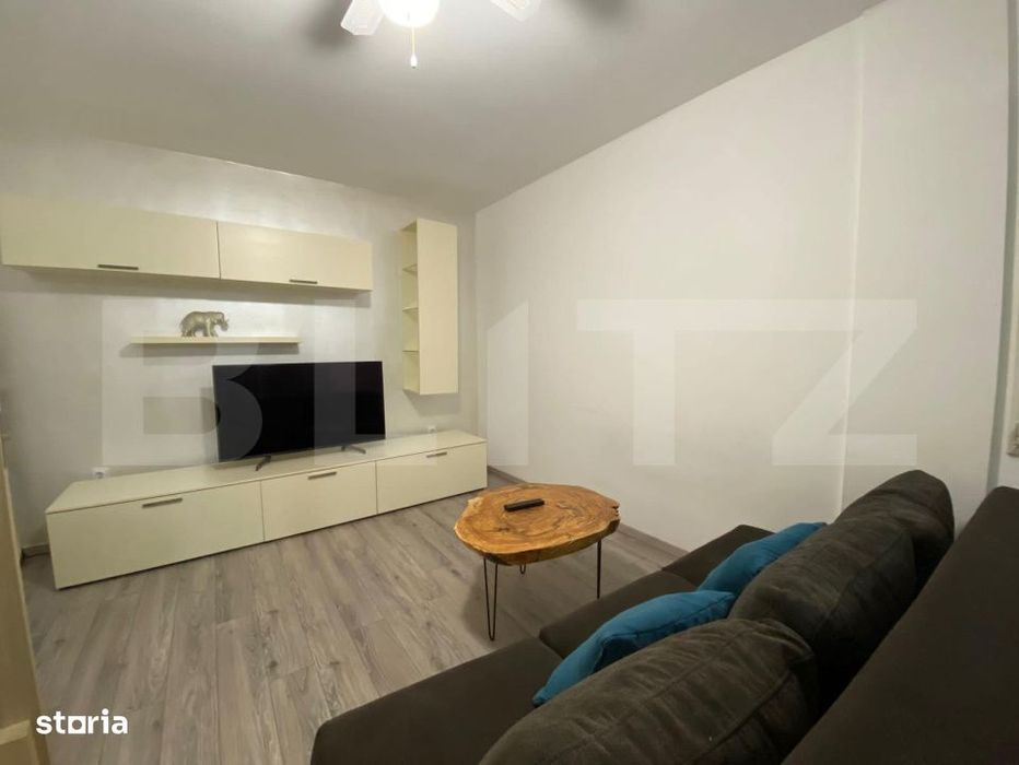 Apartament 2 camere mobilat si utilat de 54 mp, parcare inclusa, zona