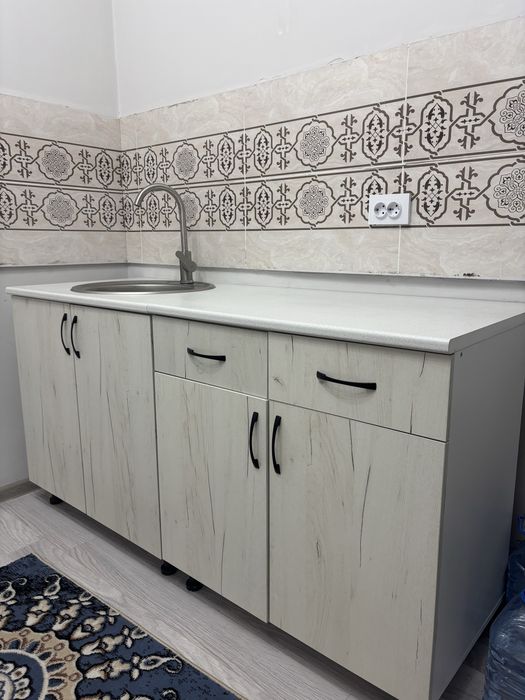 Кухонный гарнитур НОВЫЙ !