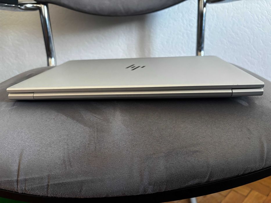 HP Elitebook 830 G8 Перфектен!