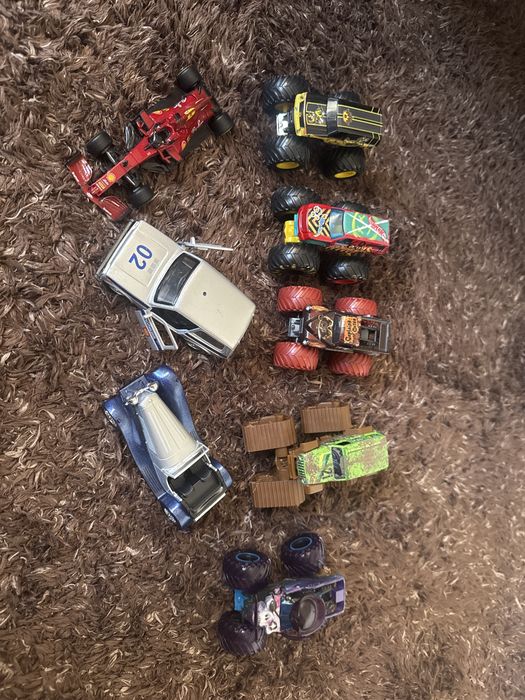 Колички Hot Wheels Monster Truck