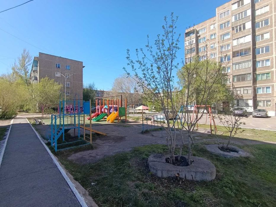 $ продам 1 ком квартиру в 11а районе Майкудука