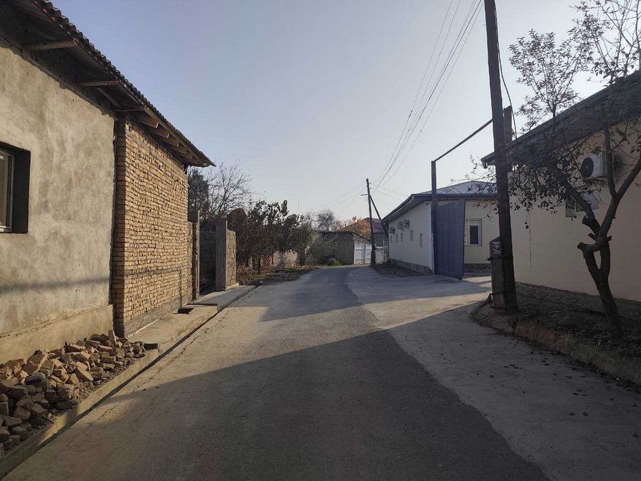 Ер  6 сотих. Солночний катта йулга 500 метр  фасад катта