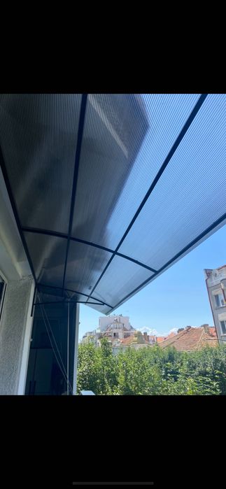 Метална рамка с ковано желязо с поликарбонат, тента